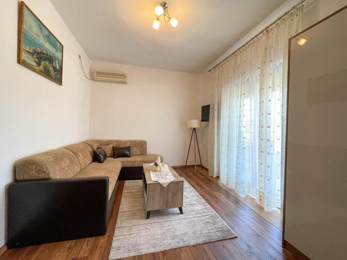 أولتْسي B&B Lovac Hasa 2 المظهر الخارجي الصورة