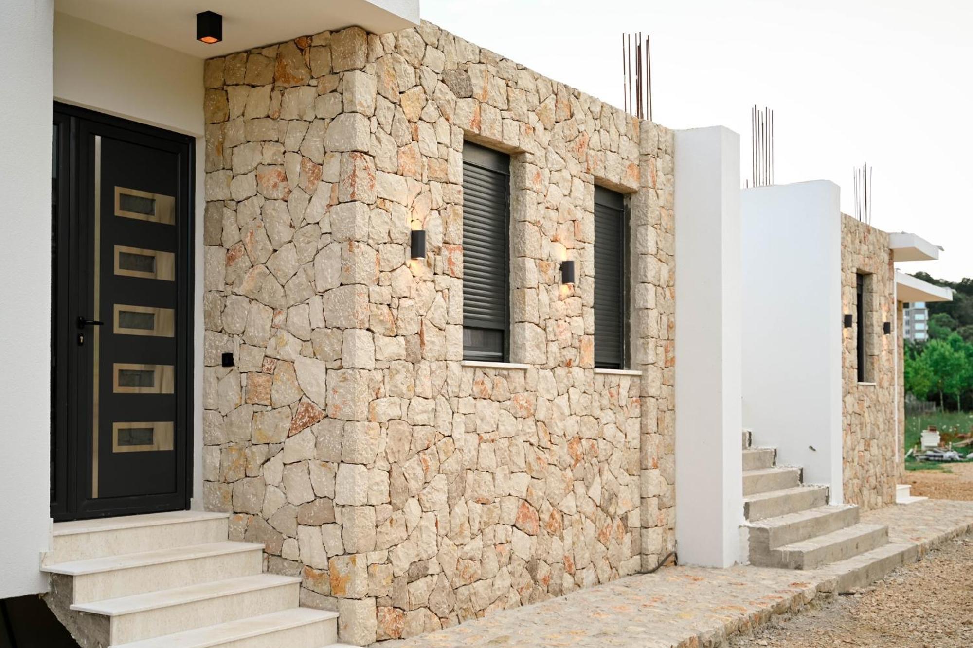 أولتْسي B&B Lovac Hasa 2 المظهر الخارجي الصورة